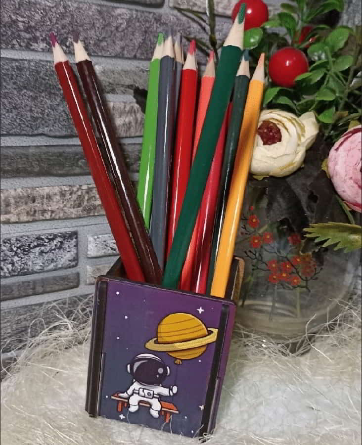 Laser Cut Space Pen Holder Box, Wooden Astronaut Pencil Holder 3mm Free Vector