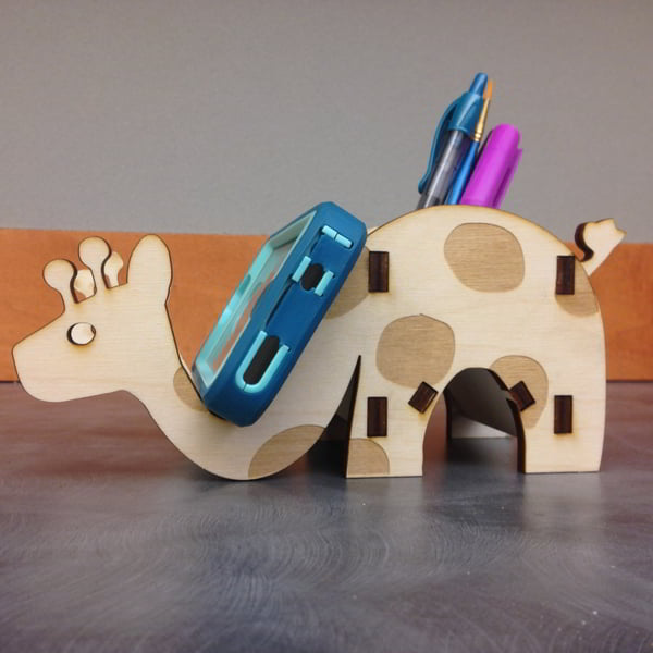 Laser Cut Plywood Giraffe Phone and Pencil Holder Organizer 6mm CDR File