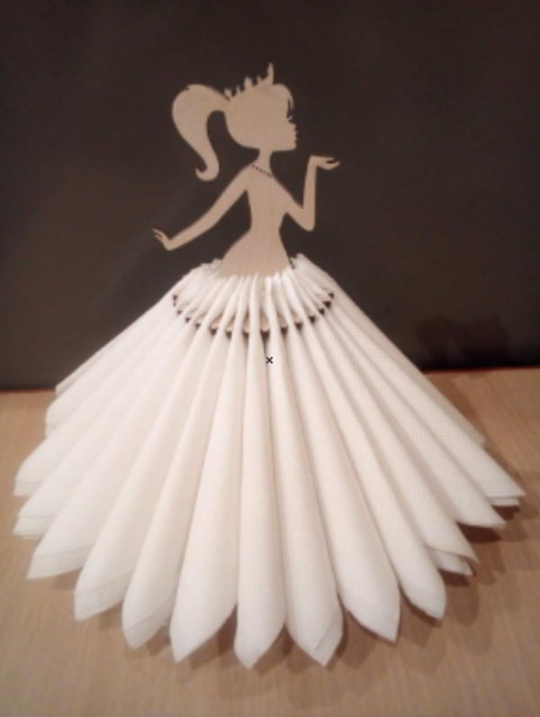 Laser Cut Plywood Princess Napkin Holder Doll Tissue Paper Stand CDR File