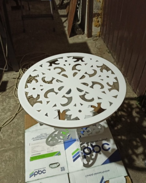 Best Round Wooden Table Idea for Living Room DXF File for Laser Cutting