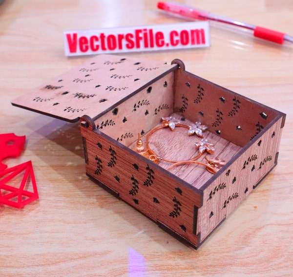 Laser Cut Mini Jewelry Box Wooden Gift Box Small Box for Girl CDR and SVG File