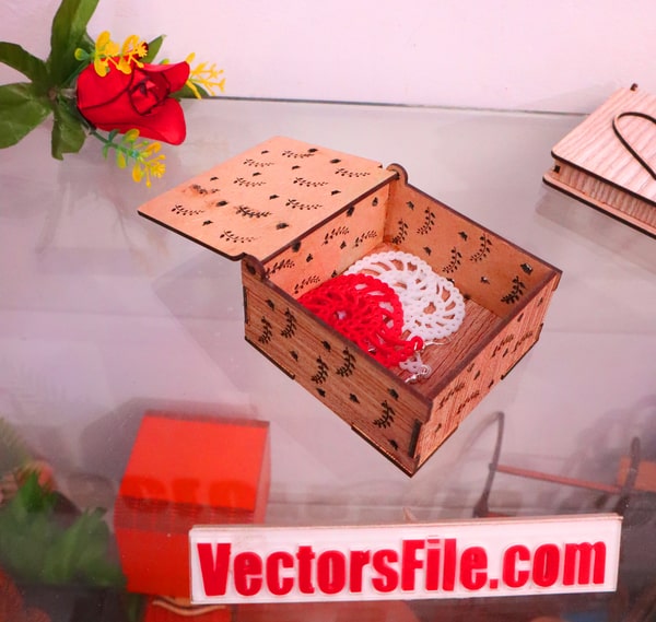 Laser Cut Mini Jewelry Box Wooden Gift Box Small Box for Girl CDR and SVG File