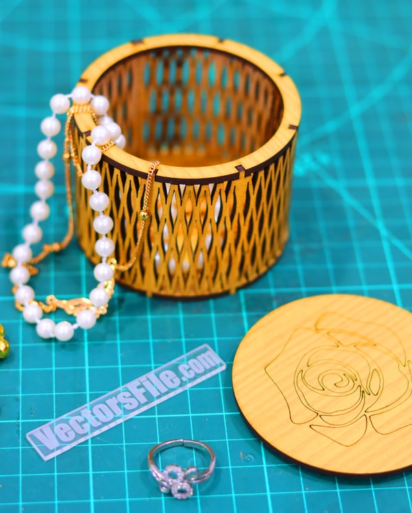 Laser Cut Wooden Mini Round Box Gift Box Jewelry Box DXF and CDR File