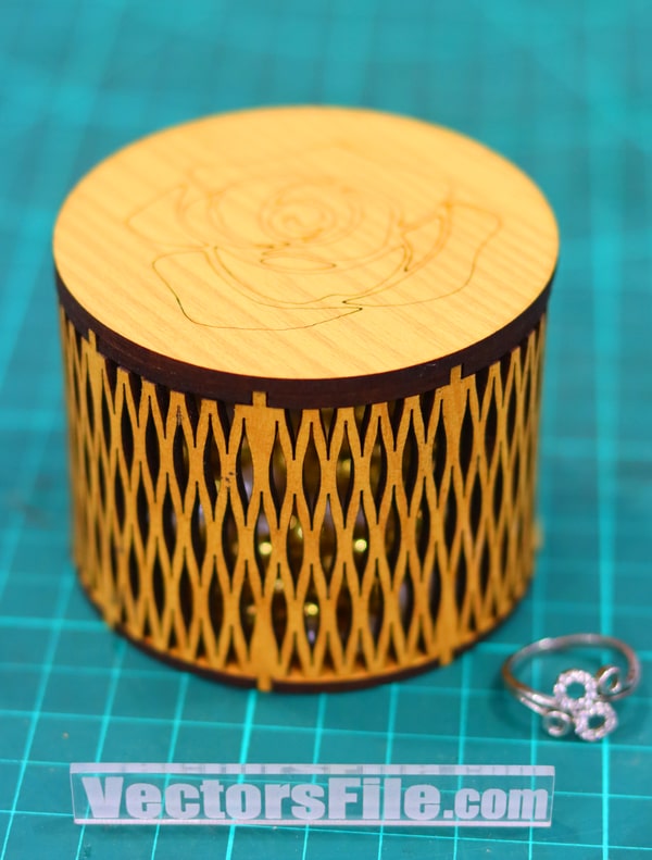 Laser Cut Wooden Mini Round Box Gift Box Jewelry Box DXF and CDR File
