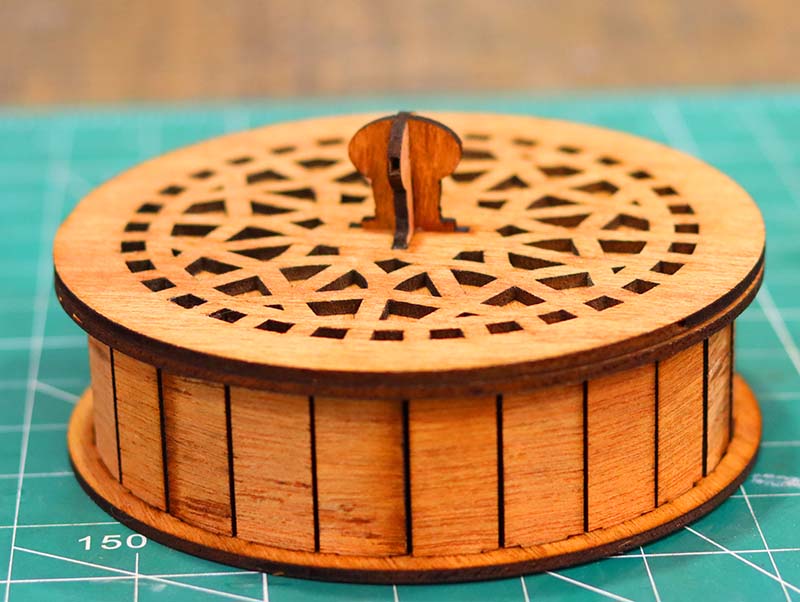 Laser Cut Round Box Wooden Jewellery Box with Lid Makeup Box 3mm Vector File