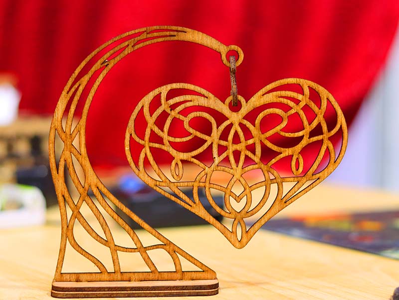 Laser Cut Hanging Heart Decoration Stand Valentine Day Gift Love Stand 3mm Vector File