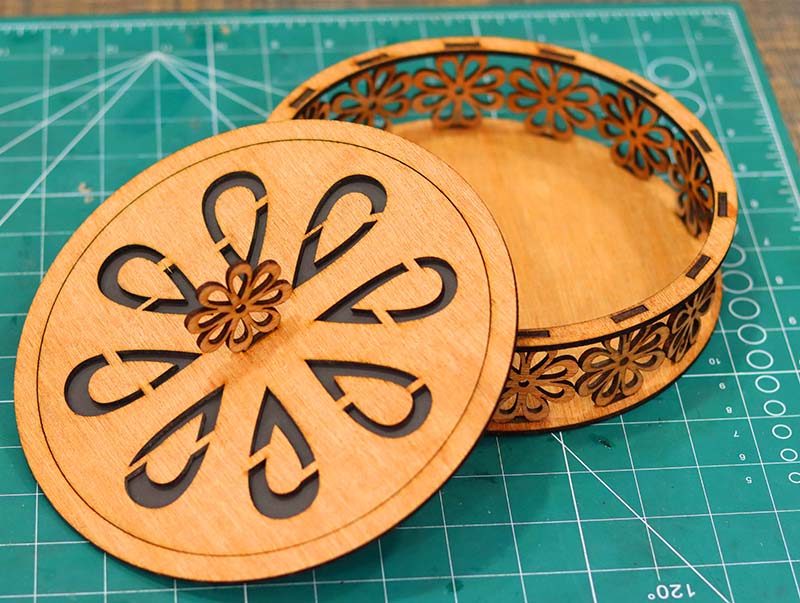 Laser Cut Round Box Wooden Jewelry Box Gift Box Makeup Box 3mm Vector File