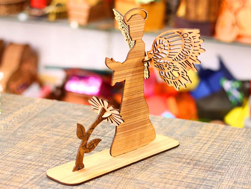 Laser Cut Angel Praying Decorative Stand 3mm Free Vector