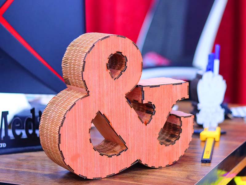 Laser Cut 3D Wooden Puzzle Ampersand Symbol Model for Decor 3mm Free Vector