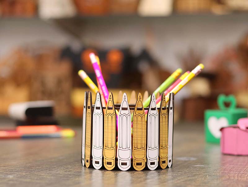 Laser Cut Pencil Design Box Round Pen Holder for Kids 3mm Free Vector File