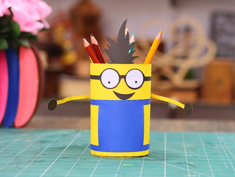 Laser Cut Pencil Box Craft Paper Minions Pencil Holder for Kids Free Vector