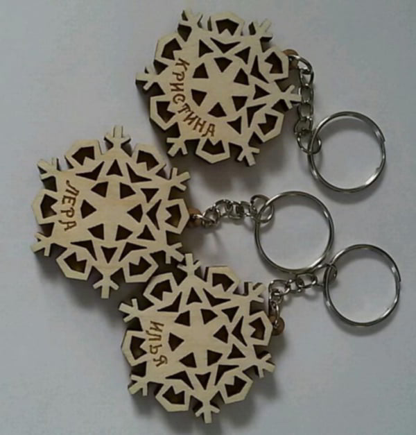 Laser Cut Wooden Personalized Snowflake Keychains Keyring CDR and DXF File for Laser Cutting