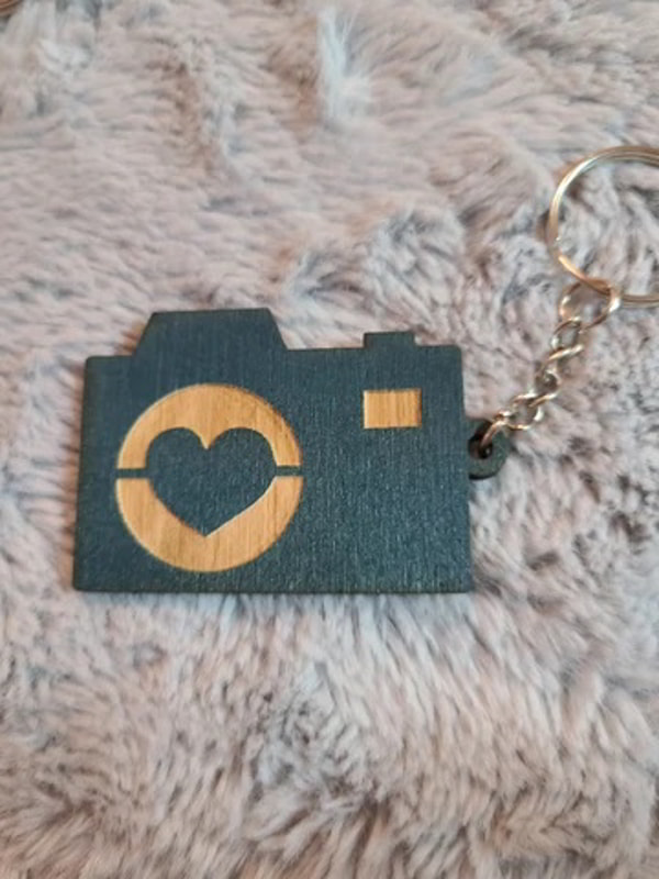 Wooden Heart Camera Keyring DXF File for Laser Cutting