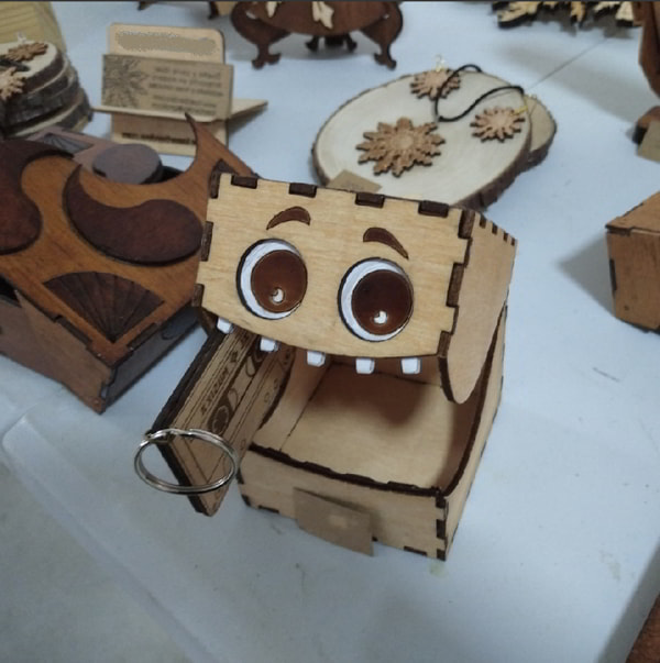 Wooden Monster Mini Box CDR File for Laser Cutting